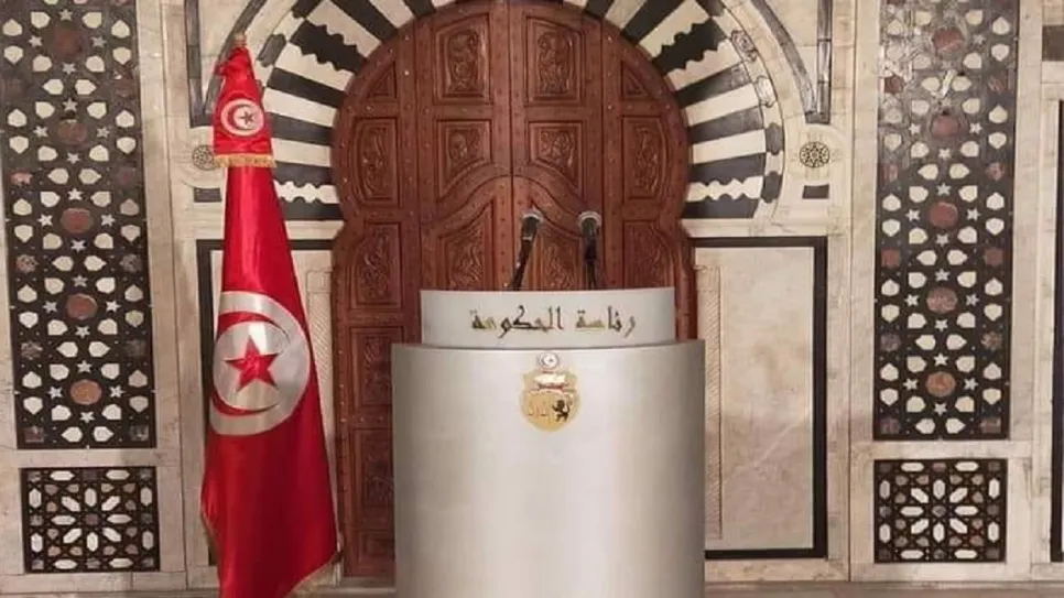 عن الحراك الوظيفي وخدمات الإدارة